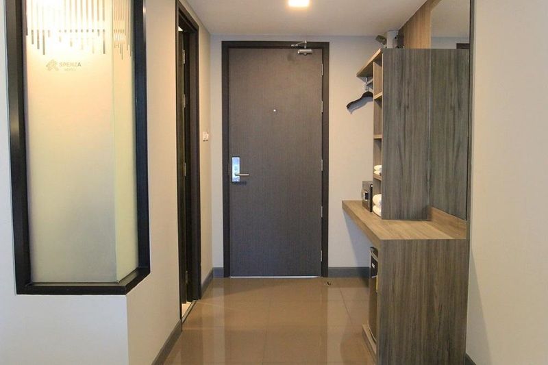 Spenza Hotel Bangkok Zewnętrze zdjęcie
