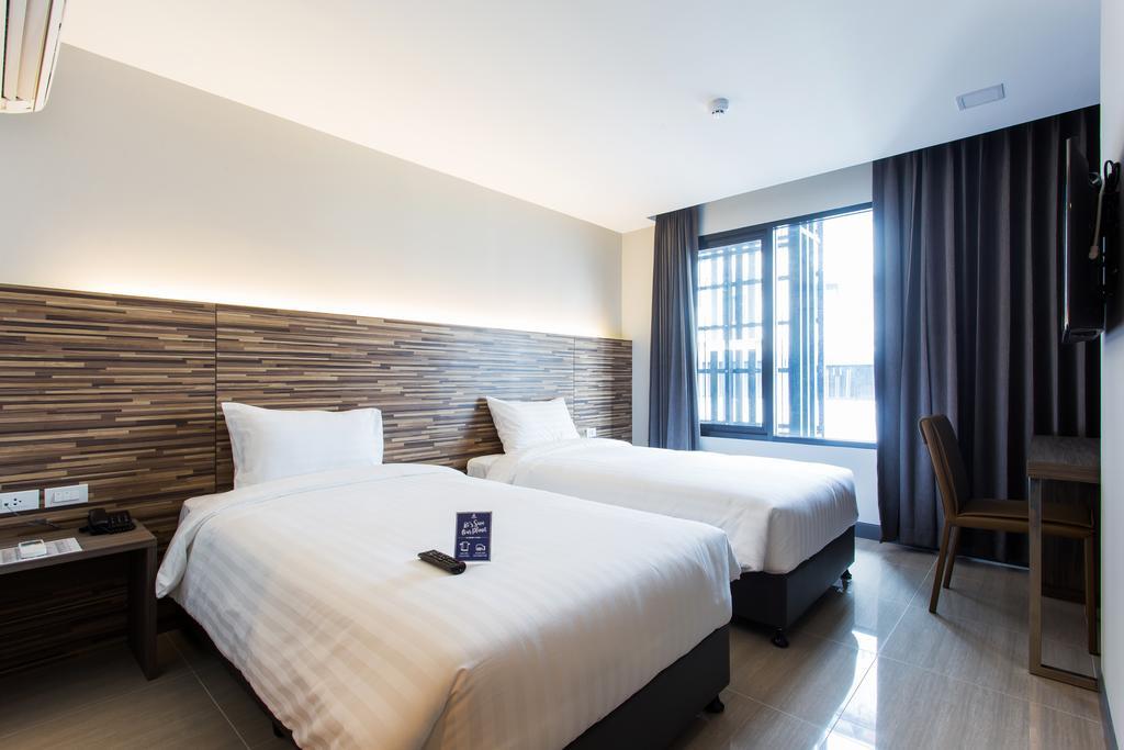 Spenza Hotel Bangkok Zewnętrze zdjęcie
