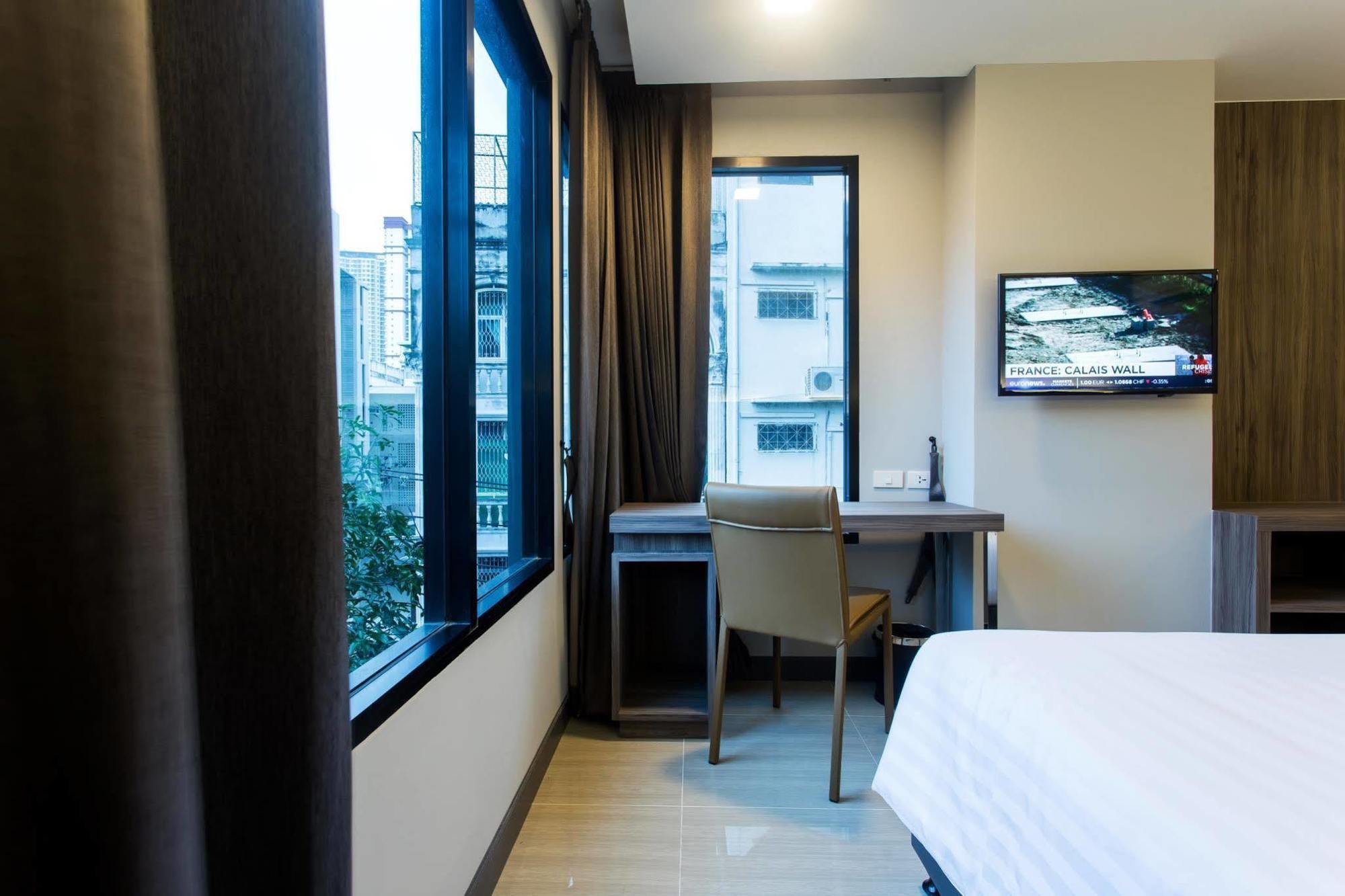 Spenza Hotel Bangkok Zewnętrze zdjęcie