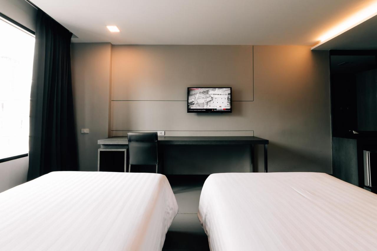 Spenza Hotel Bangkok Zewnętrze zdjęcie